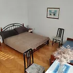 Marko Apartment *