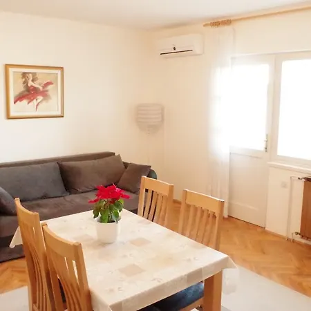 Apartment Marko *