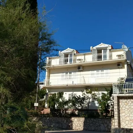 Marko Apartment Tisno